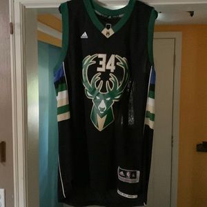 Giannis Antetokounmpo Bucks Jersey